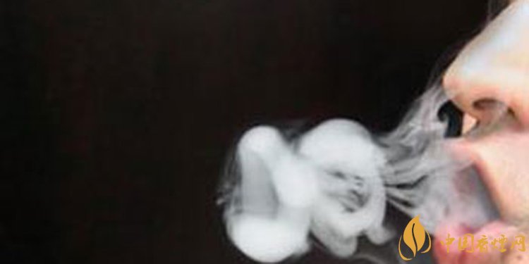 抽煙怎么吐煙圈，吐煙圈是種藝術(shù)